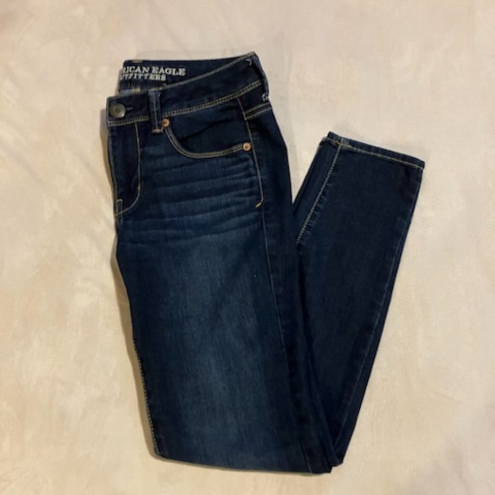American Eagle Super Skinny stretch jeans size 4 reg.